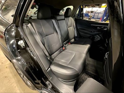 Used 2023 Subaru Outback Limited image 27