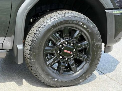 New 2026 GMC Sierra 2500 AT4 w/ AT4 Premium Plus Package AWD/4WD image 16
