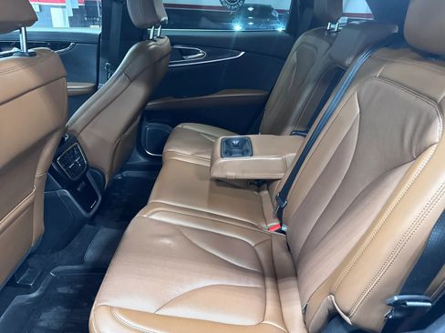 Used 2022 Lincoln Nautilus Reserve AWD/4WD image 41