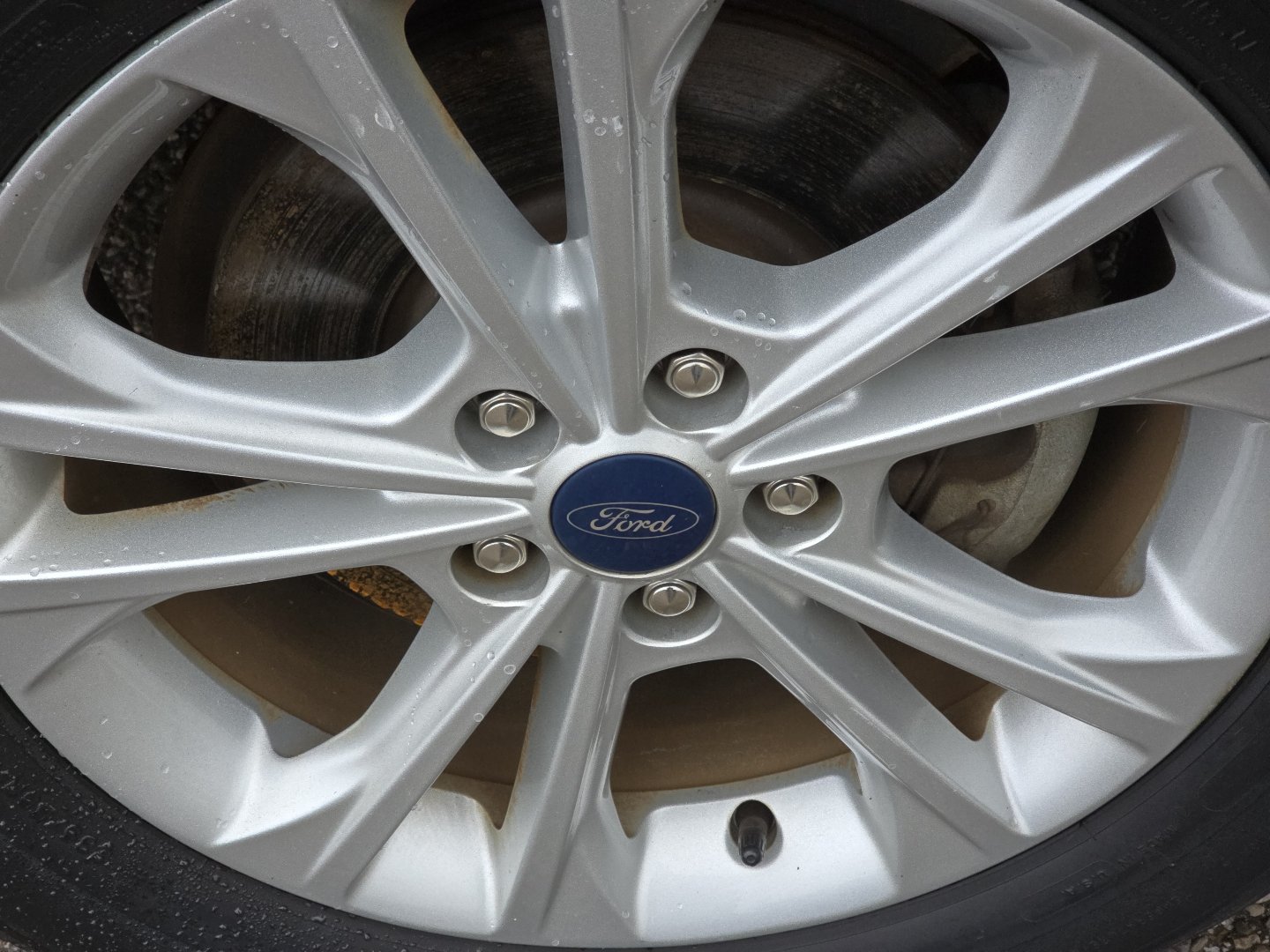 Used 2019 Ford Escape SE FWD image 11