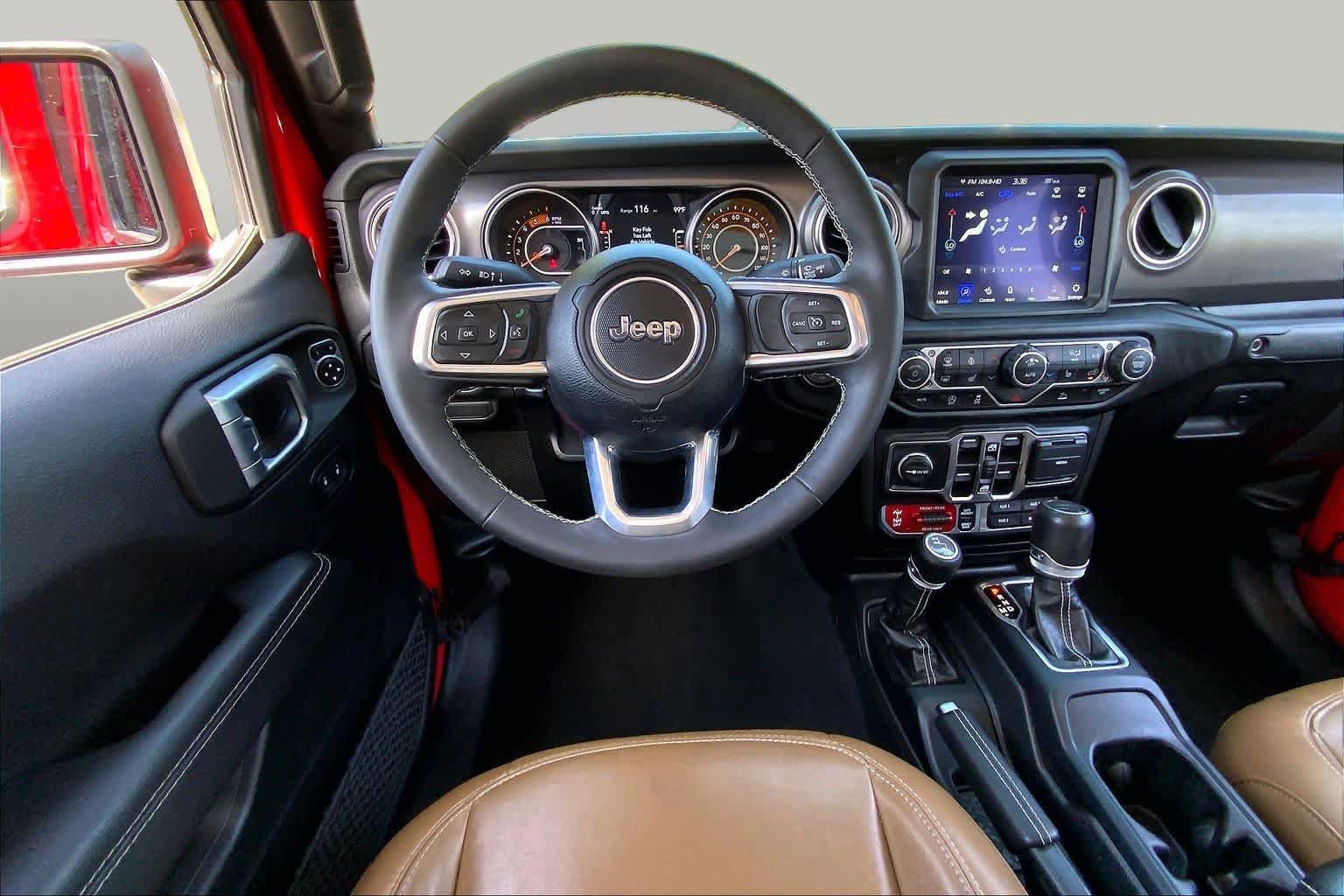 Used 2023 Jeep Gladiator Rubicon w/ Cold Weather Group AWD/4WD image 6