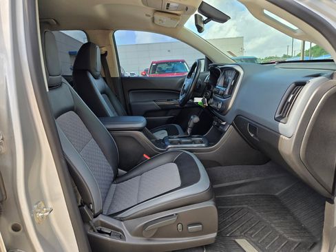 Used 2020 Chevrolet Colorado Z71 RWD image 27