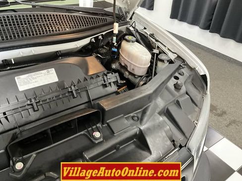 Used 2023 GMC Savana 3500 w/ Driver Convenience Package RWD image 25