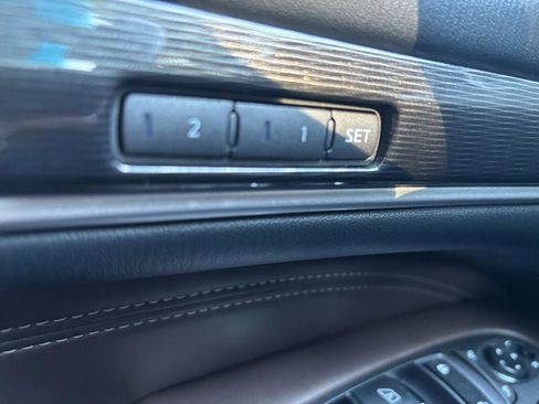 Used 2016 INFINITI QX60 Luxe w/ Premium Plus Package image 23