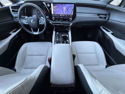 Used 2023 Lexus RX 350 Premium w/ Accessory Package (Z1) AWD/4WD image 10