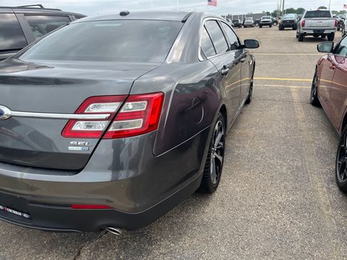Used 2015 Ford Taurus SEL w/ Equipment Group 201A AWD/4WD image 15