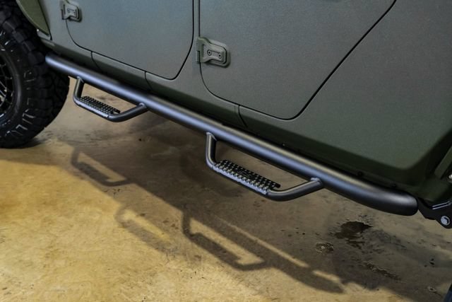 Used 2025 Jeep Gladiator Sport AWD/4WD image 46