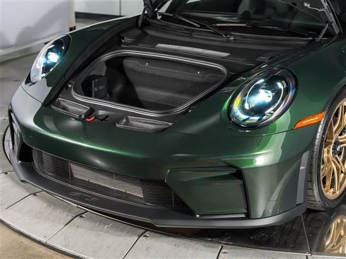 Used 2026 Porsche 911 GT3 RWD image 17