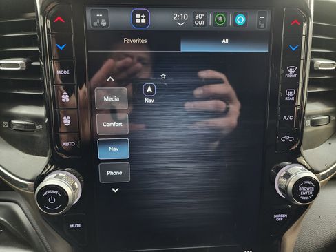 Used 2023 RAM 3500 Laramie image 61