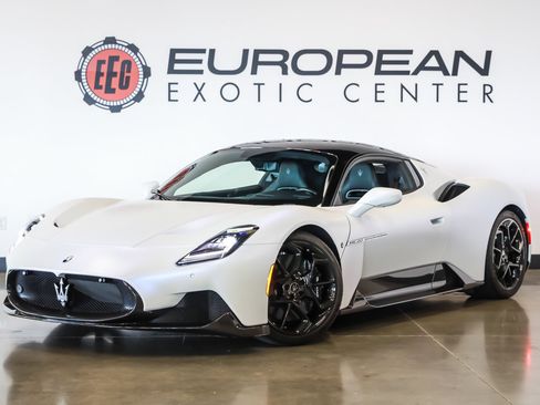 Used 2022 Maserati MC20 Coupe RWD image 7
