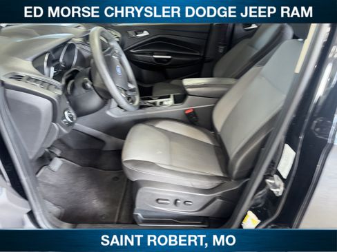 Used 2018 Ford Escape SE w/ SE Sync 3 Package AWD/4WD image 25