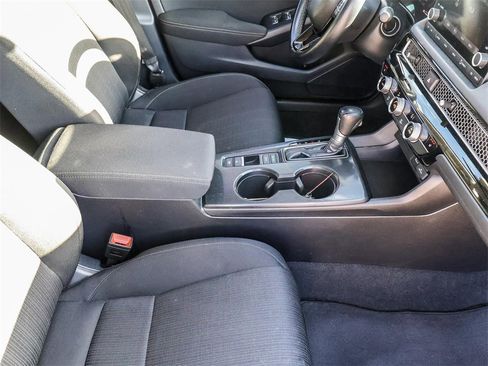 Used 2022 Honda Civic EX image 16