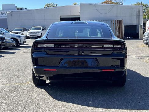 New 2024 Dodge Charger R/T w/ Plus Group image 8