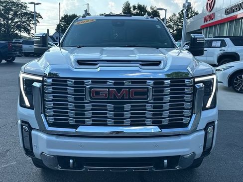 Used 2024 GMC Sierra 2500 Denali w/ Denali Reserve Package AWD/4WD image 10