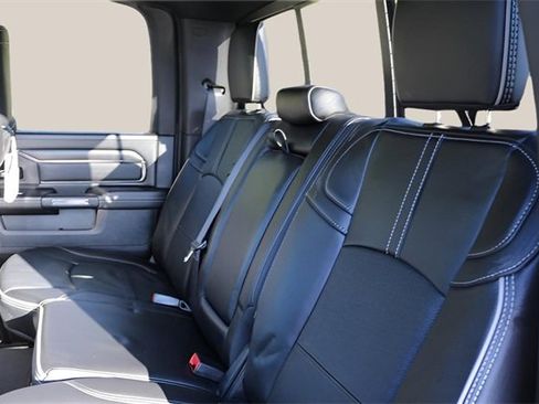 Used 2024 RAM 2500 Limited image 17