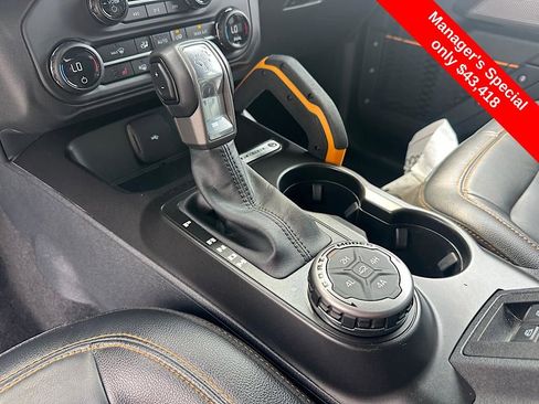 Used 2023 Ford Bronco Badlands w/ Sasquatch Package image 21