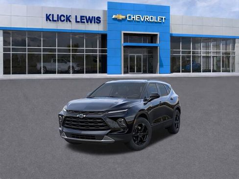 New 2026 Chevrolet Blazer LT w/ Midnight/Sport Edition AWD/4WD image 8