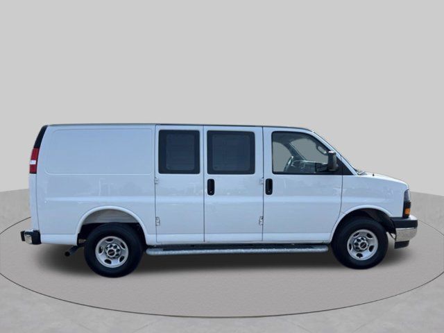 Used 2025 GMC Savana 2500 w/ Driver Convenience Package RWD image 6