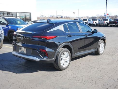 Certified 2024 Buick Envista Preferred w/ Convenience I Package image 7