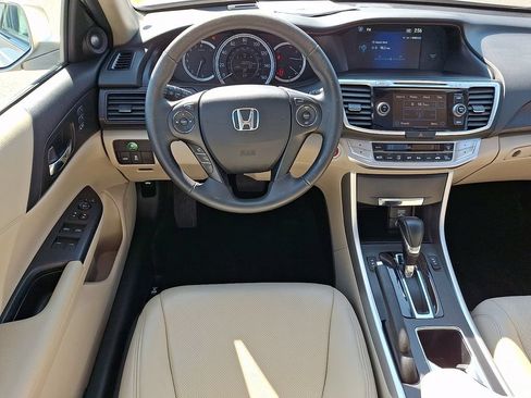 Used 2015 Honda Accord EX-L image 11