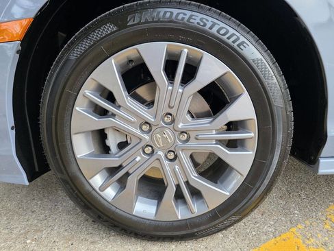 Used 2025 Honda Odyssey Touring image 29