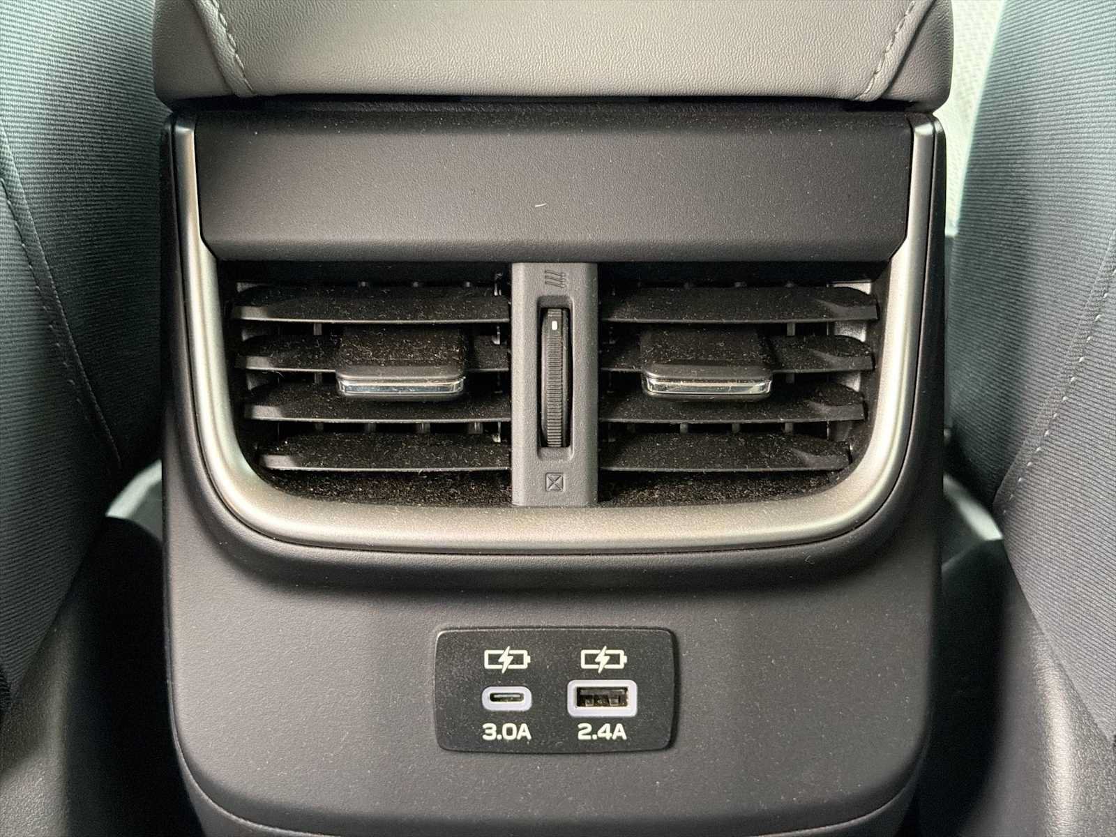 Certified 2025 Subaru Outback Premium AWD/4WD image 30