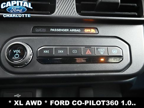 Used 2025 Ford Maverick XL w/ Equipment Group 101A AWD/4WD image 17