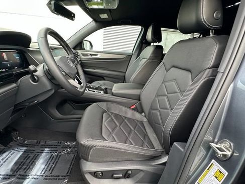 Certified 2024 Volkswagen Atlas Cross Sport SE AWD/4WD image 26