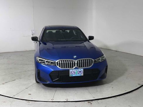 Used 2025 BMW 330i xDrive Sedan w/ M Sport Package image 7