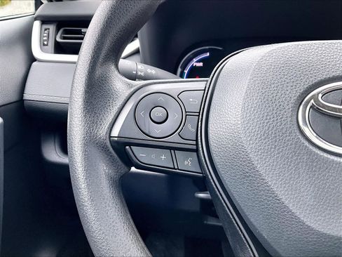 Used 2025 Toyota RAV4 XLE image 23