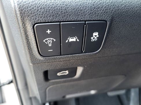 Used 2023 Kia K5 GT-Line image 35