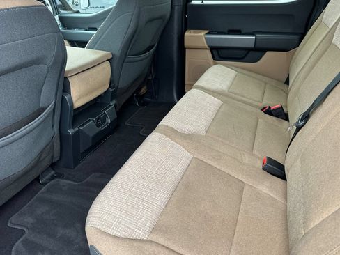 Used 2023 Ford F150 XLT AWD/4WD image 12