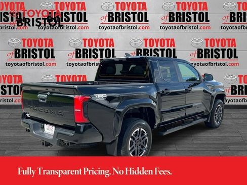 Used 2024 Toyota Tacoma TRD Sport AWD/4WD image 3