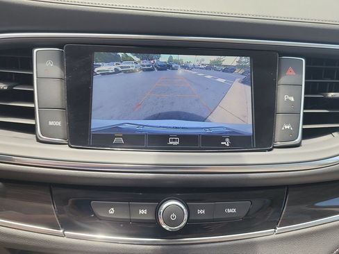 Certified 2023 Buick Enclave Essence w/ Experience Buick Package FWD image 15
