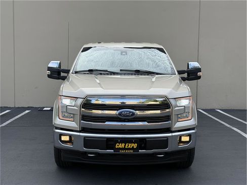 Used 2017 Ford F150 Lariat w/ Equipment Group 502A Luxury AWD/4WD image 2