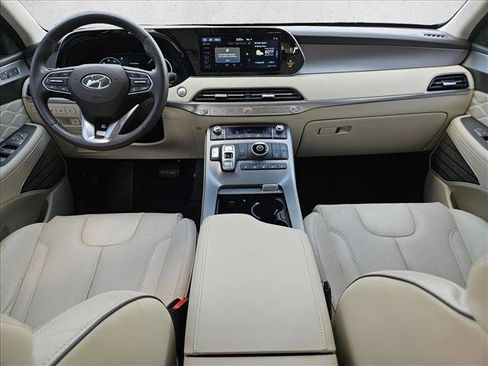 Used 2020 Hyundai Palisade Limited image 18