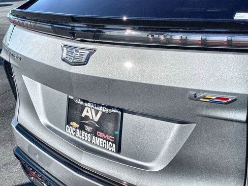 New 2026 Cadillac Lyriq V image 30