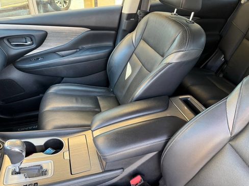 Used 2017 Nissan Murano SL w/ Cargo Package image 9
