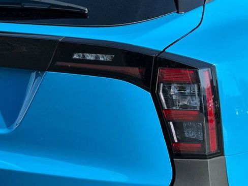 New 2025 Nissan Kicks SR w/ SR Premium Package image 31