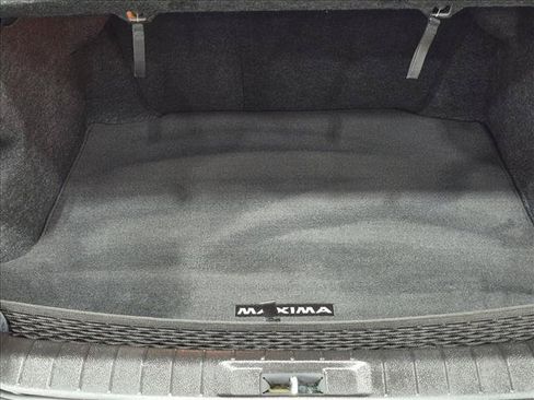 Used 2017 Nissan Maxima 3.5 SV w/ Dynamic Package FWD image 6