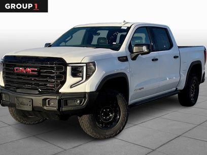 New 2024 GMC Sierra 1500 AT4X w/ AT4X AEV Edition