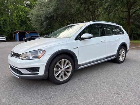 Used 2017 Volkswagen Golf Alltrack SE AWD/4WD image 22
