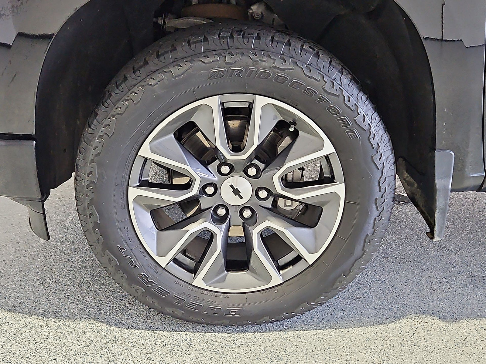 Used 2023 Chevrolet Silverado 1500 RST w/ Z71 Off-Road Package AWD/4WD image 11