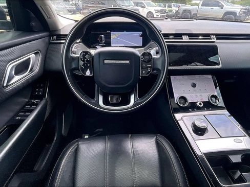 Used 2019 Land Rover Range Rover Velar R-Dynamic SE AWD/4WD image 8