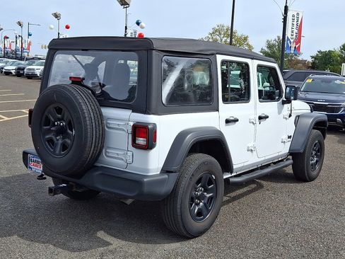 Used 2022 Jeep Wrangler Unlimited Sport image 6