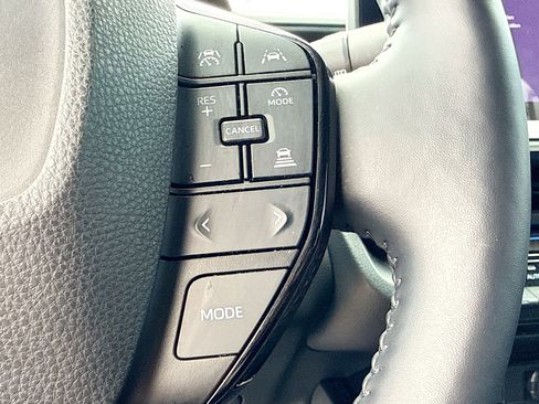 Used 2024 Toyota Prius Limited image 37