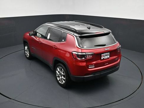 Used 2025 Jeep Compass Limited AWD/4WD image 47