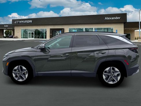 New 2026 Hyundai Tucson SEL FWD image 3