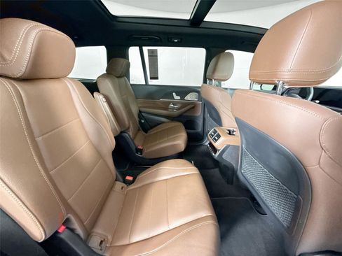 Used 2024 Mercedes-Benz GLS 450 GLS 450 w/ AMG Line Exterior image 45