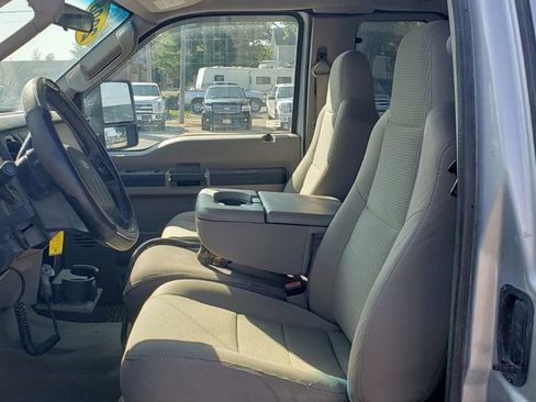 Used 2008 Ford F250 XLT image 8